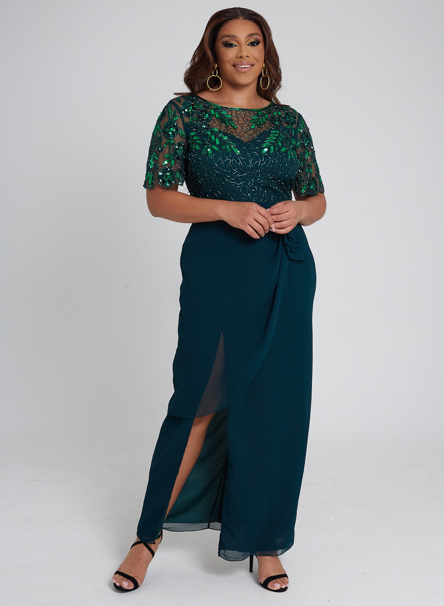 CURVE Ariann Green Ruffled Maxi Dress with Tonal Embellishment